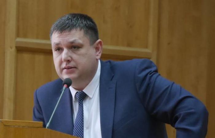 Адвокатський статус прокурора та авто за мільйони: очільник Берегівської прокуратури Дмитро Кириленко опинився в епіцентрі скандалу