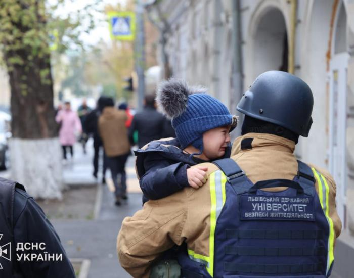 Харків під ударом: російський дрон влучив у дитячий садок