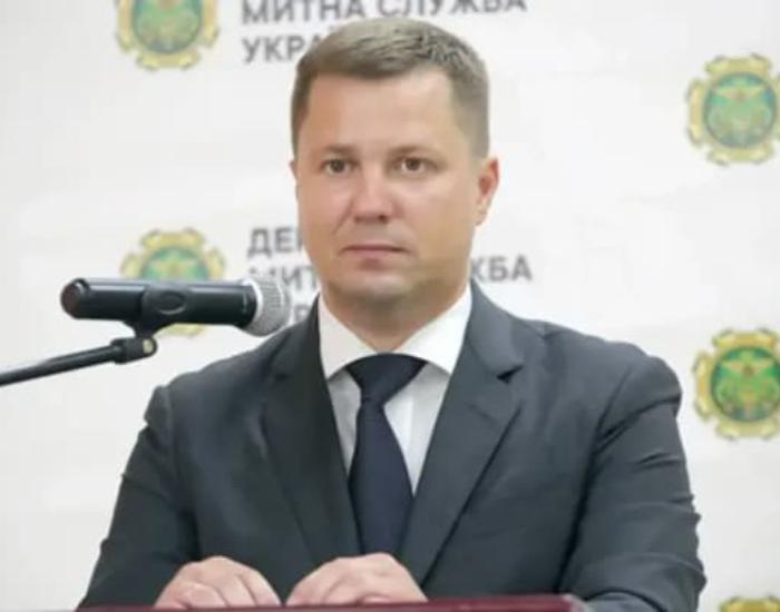 За кандидатом на голову митниці Суворовим можливо стоять Клименко і Калєтнік