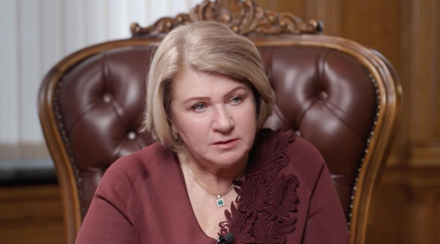 Донька Леоніда Яковишина - Вікторія Дронова, вперше розповіла про спадщину, пам'ять батька та майбутнє «Землі і Волі» | SPILNO