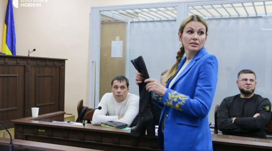 Попелюшка по-українські: як депутатка Скороход шукала чобіт, що підійде до електронного браслета | SPILNO